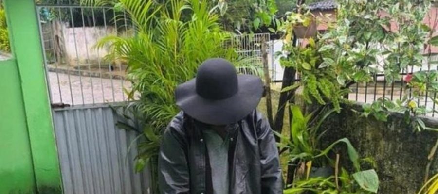 Homem fantasiado de ‘Olhos Famintos’ assusta moradores e vai parar na delegacia em Pernambuco