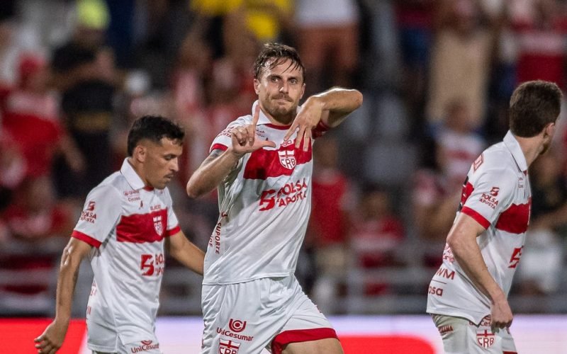 CRB domina o Vila Nova, vence a terceira seguida e encosta no G-6 da Série B