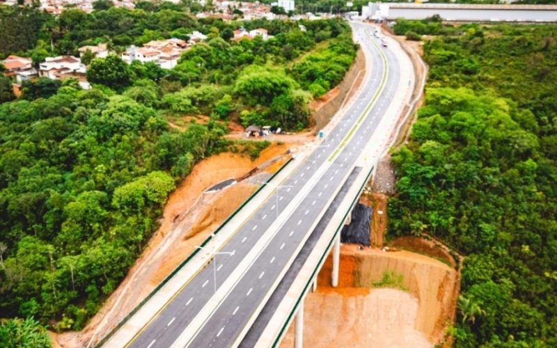 JHC entrega primeira etapa da Linha Verde que beneficia 300 mil pessoas na parte alta