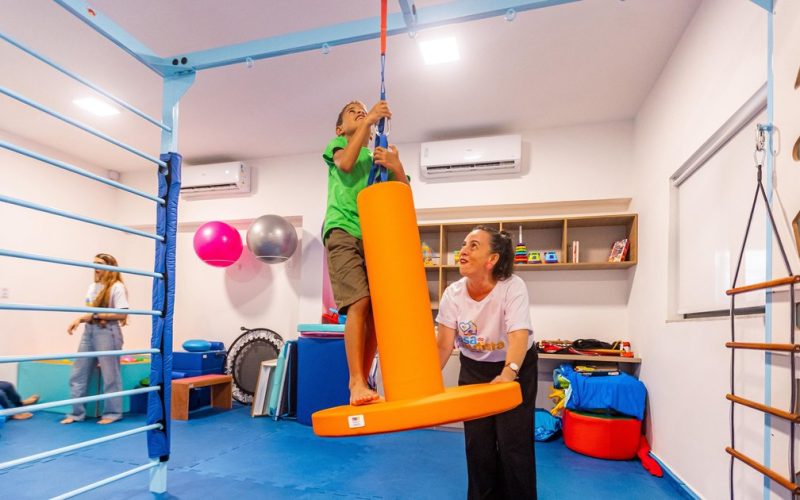 Casa do Autista inicia acompanhamento multiprofissional e amplia cuidado às pessoas com TEA em Maceió