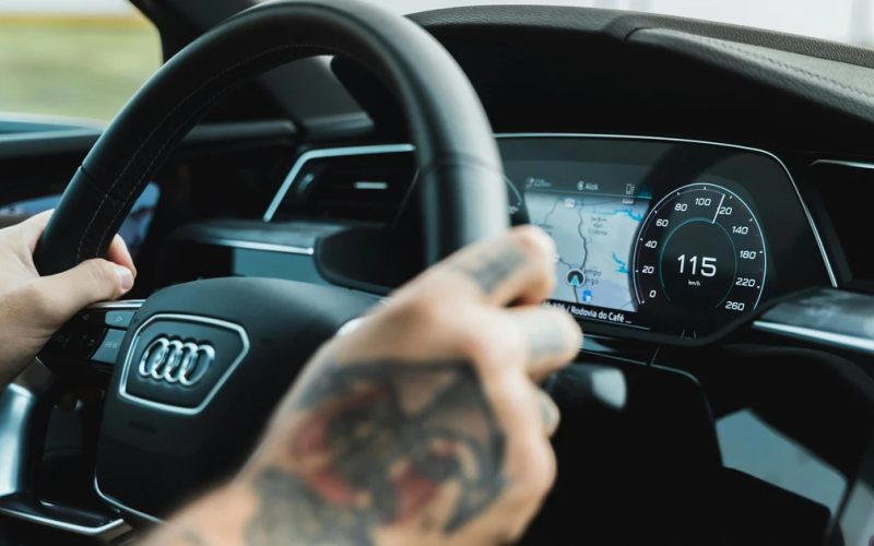 Motorista de app ajuda a resgatar mulher mantida em cárcere em Maceió