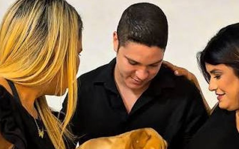 Cachorrinha “protege” tutora grávida durante ensaio e conquista fotógrafa