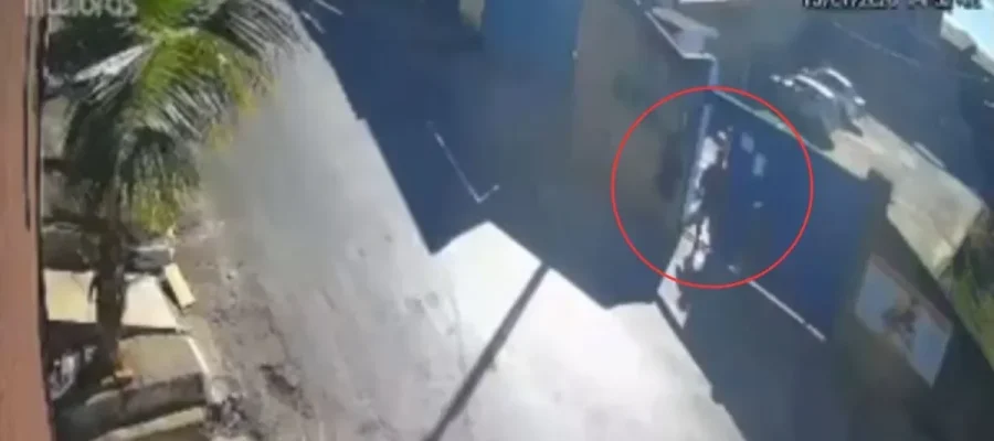Milagre? Mulher escapa de feminicídio após arma de ex-companheiro falhar