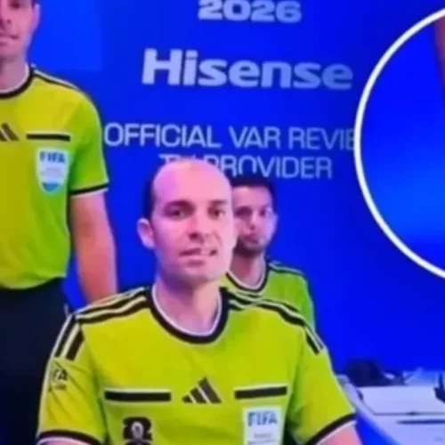 “Ok invertido”: Árbitro é afastado após gesto associado a supremacia branca na Copa