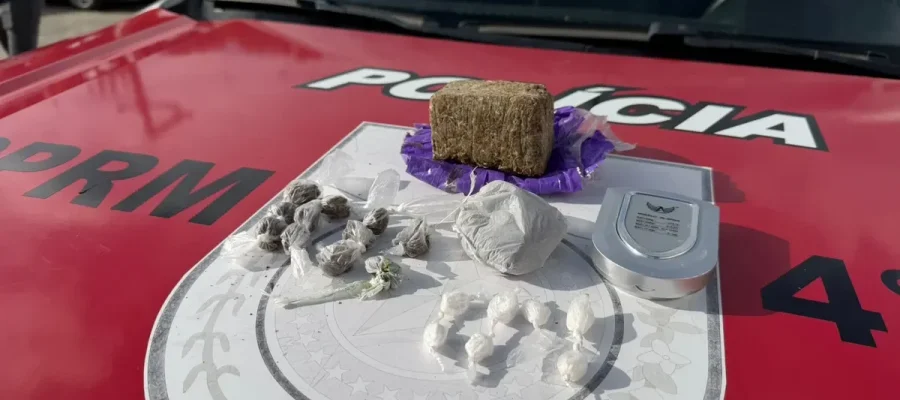 PM apreende adolescente por tráfico de drogas no Tabuleiro de Maceió