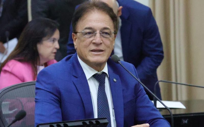 Assembleia Legislativa do Estado de Alagoas: deputado estadual Galba Novaes retorna ao plenário