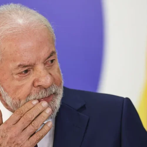 Tribunal de Contas investiga uso de R$ 45 milhões em acervo pessoal de Lula