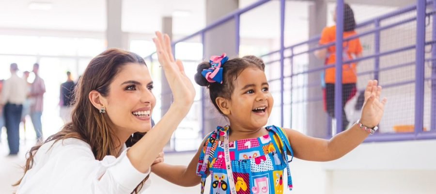 Marina JHC visita novo Gigantinhos, ouve mães e almoça com alunos