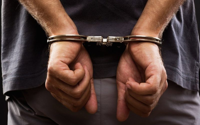 Suspeito é ferido com tijolada durante tentativa de furto na Serraria, em Maceió
