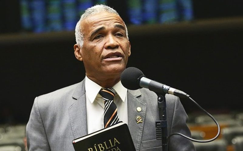 “Fazer sexo em paz”, diz deputado ao defender PEC pelo fim da escala 6×1
