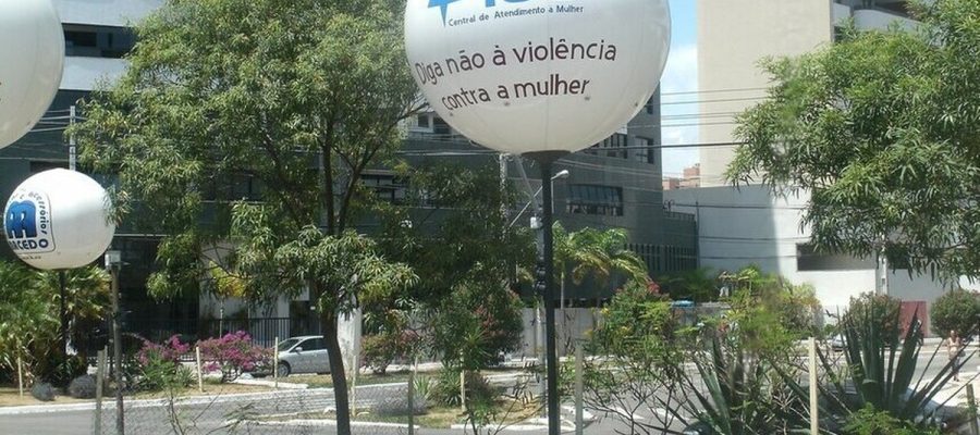 Senado pode tornar obrigatória divulgação do Ligue 180 em todo o país