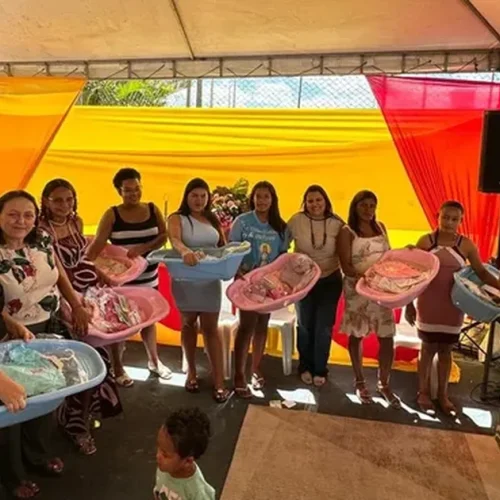 Girau do Ponciano vive manhã de fé, acolhimento e carinho às mães em evento promovido por Dona Dênia e Samyra do Bast