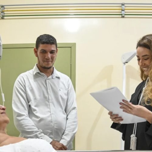Noiva passa mal antes do casamento e cerimônia é realizada dentro de hospital