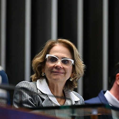 Damares cobra implementação do cadastro nacional de predadores sexuais