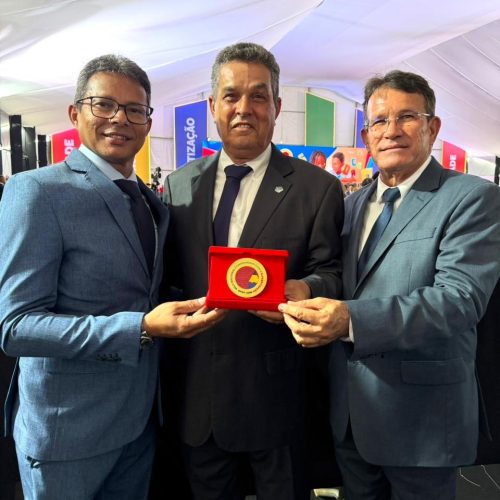 Brasília: educação de Branquinha garante mais um Selo Ouro Compromisso Nacional Criança Alfabetizada