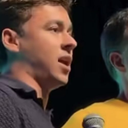 Nikolas exalta Flávio e afirma que ele recebe o legado de quem “resgatou o verde e amarelo”