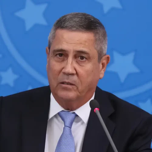 Defesa de Braga Netto pede liberdade, e Moraes dá 5 dias para manifestação da PGR