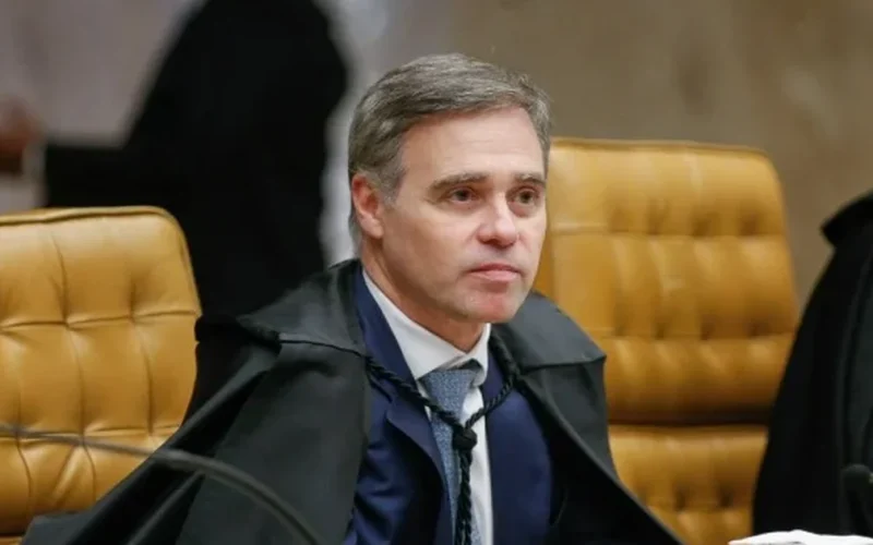 André Mendonça ordena retirada de vídeo que relaciona PT a facções das redes sociais