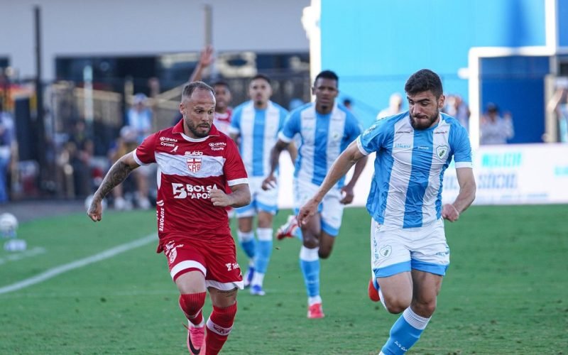 No interior paranaense, CRB é atropelado pelo Londrina e amarga goleada de 5 a 0 na Série B