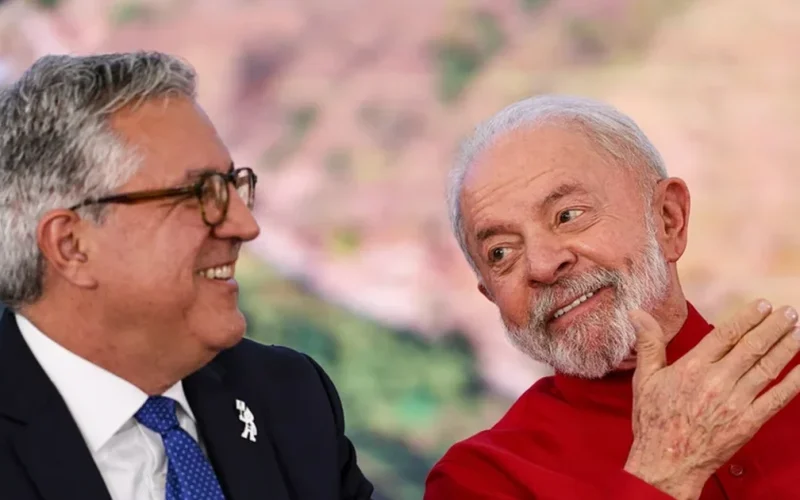 Lula sanciona lei das doulas e promete revolução no parto: “Mulher não vai mais estar sozinha”