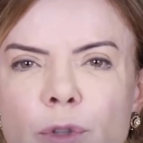 Gleisi Hoffman culpa Bolsonaro por aumento da misoginia e violência contra mulheres no país