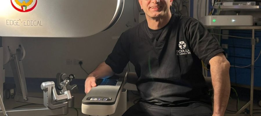 Brasileiro entra para o Guinness ao realizar cirurgia robótica a mais de 12 mil quilômetros de distância