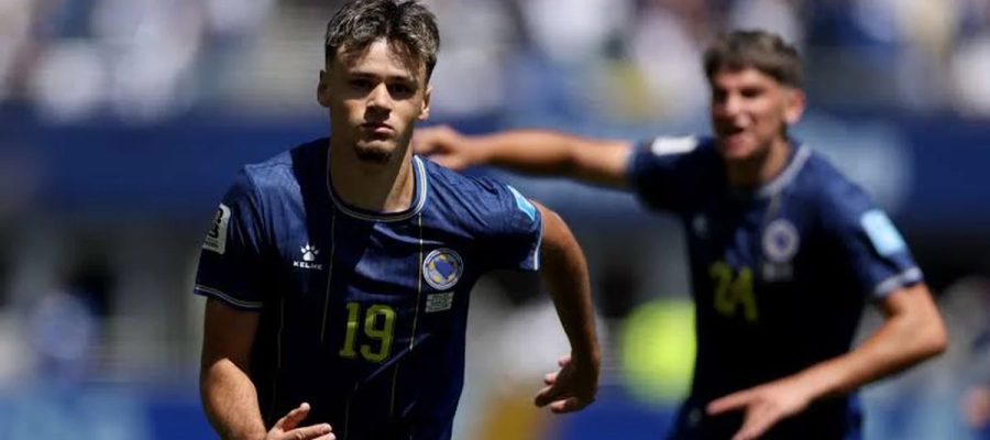Bósnia vence Catar por 3 a 1 e mantém chances de se classificar ao mata-mata da Copa