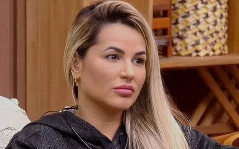 Filha de Deolane emociona ao desabafar sobre prisão da mãe: “Não consigo viver”