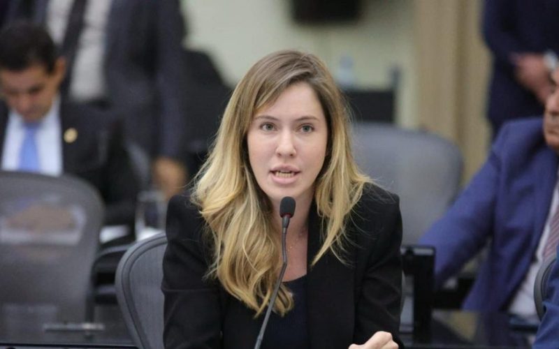 “Superação e amor ao esporte”: projeto de Cibele Moura que concede Comenda Zagallo a jogador Peu é aprovado