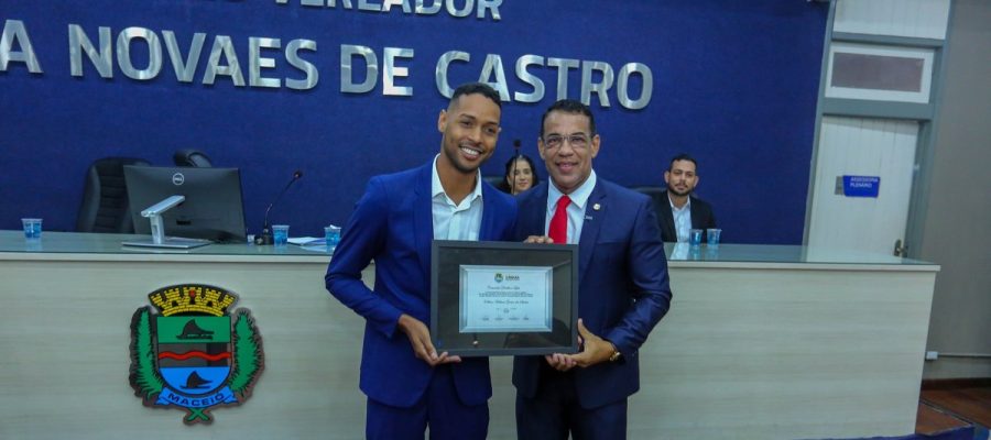 Câmara reconhece importância de Odilon Gomes por sua contribuição à cultura em Maceió