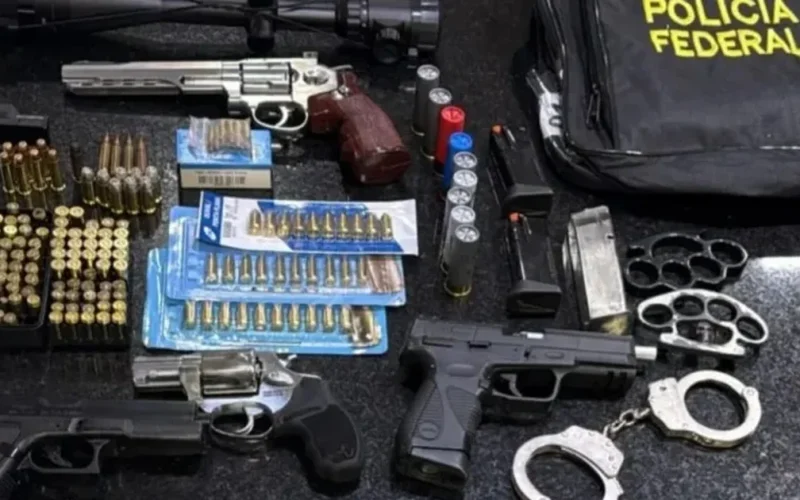 PF investiga ex-militar em esquema que trazia armas de guerra para o Brasil