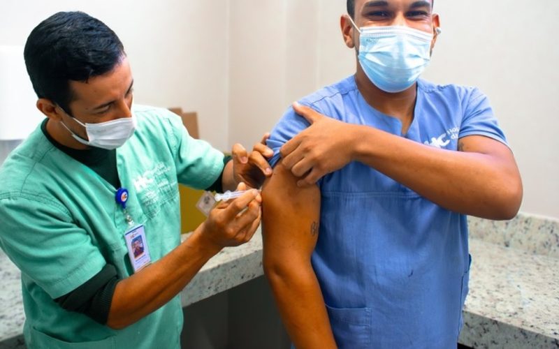 Hospital da Cidade promove campanha interna de vacinação e fortalece cuidado com profissionais