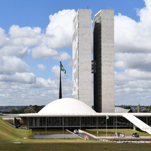 União Brasil dá 24h para filiados deixarem Governo Lula sob ameaça de punição