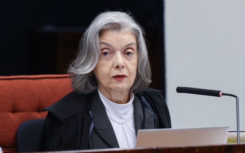 Com voto de Cármen Lúcia, STF forma maioria para condenar grupo de fake news ligado à trama golpista