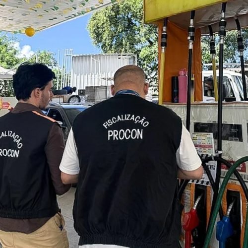 Procon Maceió fiscaliza postos de combustíveis após aumento da gasolina
