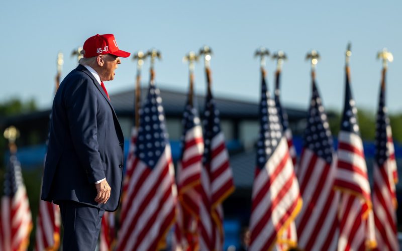 Trump é acusado por senadores democratas de ‘claro abuso de poder’ por tarifas ao Brasil