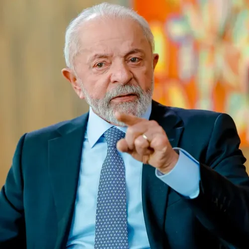 “Serei candidato em 2026”, diz Lula ao prometer barrar volta da “extrema-direita” ao poder
