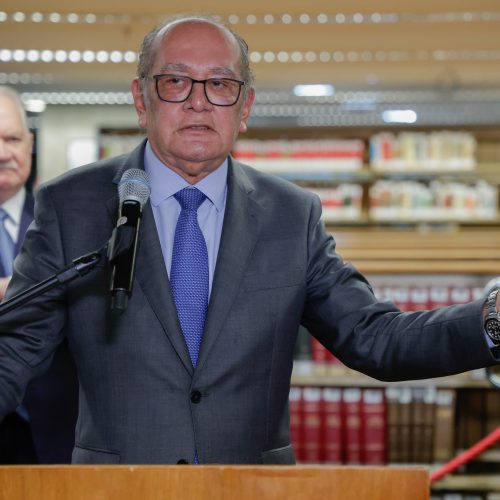 Gilmar Mendes apoia Moraes: “Tomamos decisões colegiadas em nome do STF”