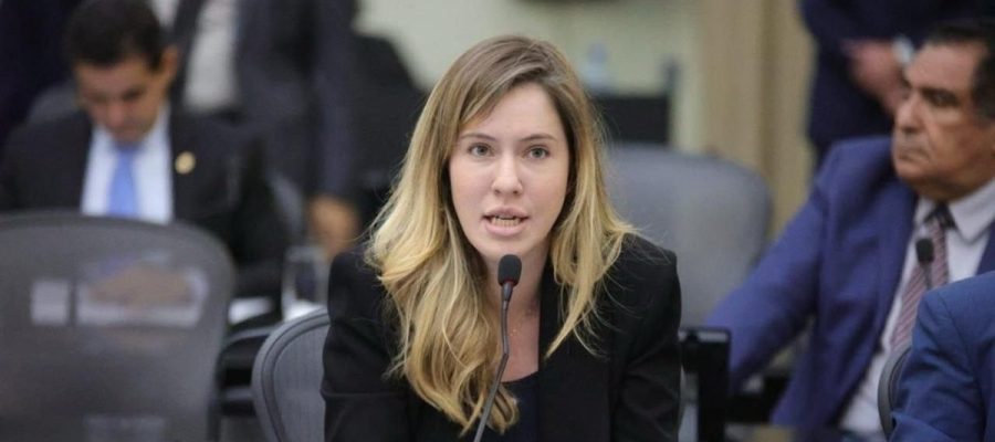 Cibele Moura destaca leis de proteção a pessoas com autismo e afirma que “defender autistas não é discurso, é compromisso”
