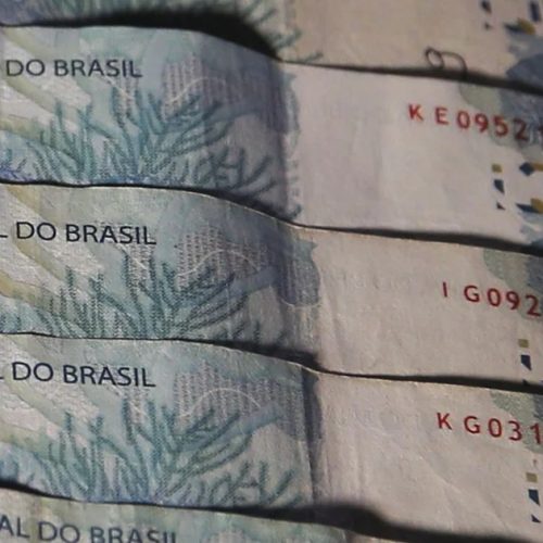 Brasileiros têm R$ 10,5 bilhões esquecidos em bancos; dinheiro pode ir para o Desenrola