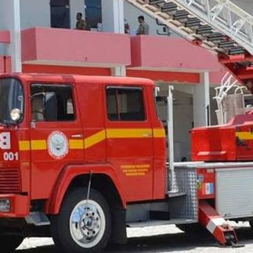 Bebê de dois meses é resgatada após ficar presa dentro de carro em Maceió