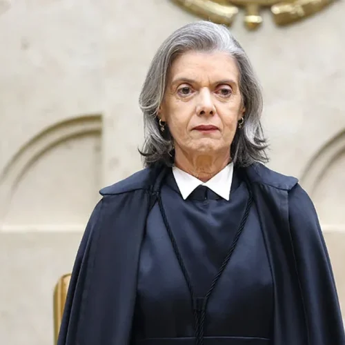 Cármen Lúcia afirma que urna eletrônica acabou com a fraude eleitoral no Brasil
