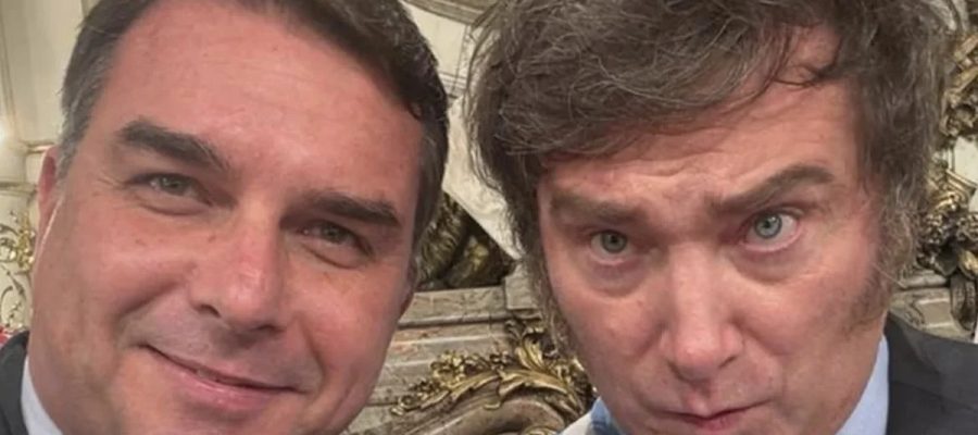 Milei confirma viagem ao Brasil para acompanhar lançamento da candidatura de Flávio Bolsonaro