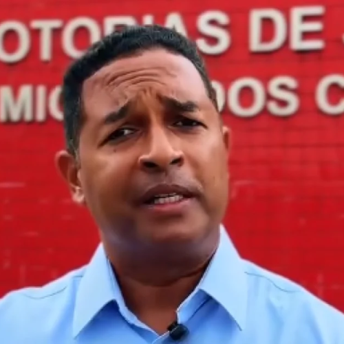 Banheiros sem portas em Escola Municipal revoltam vereador durante fiscalização