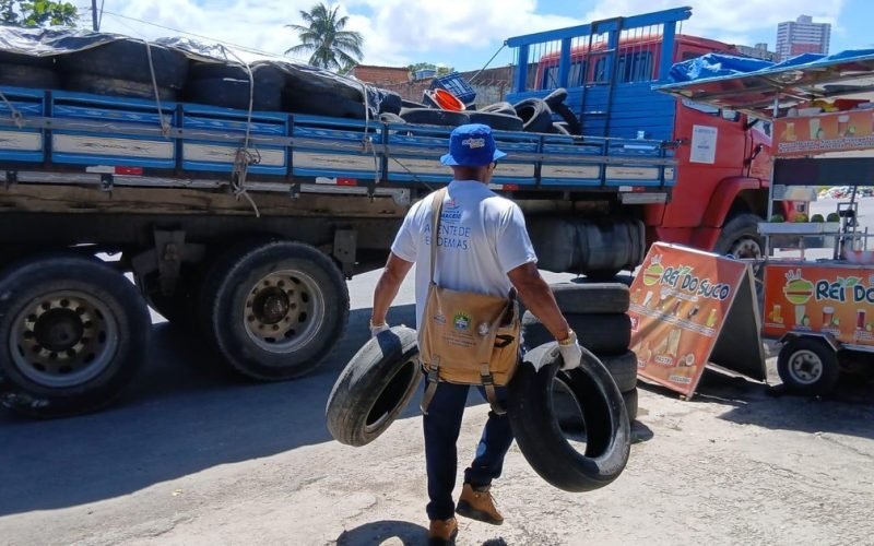 Prefeitura de Maceió faz mutirão para recolher pneus e combater a dengue