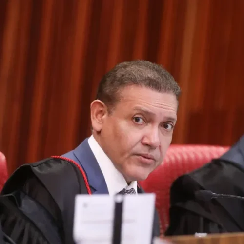 “Urna eletrônica é patrimônio da democracia”, afirma presidente do TSE
