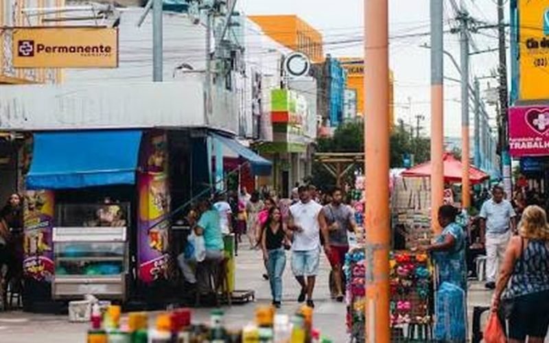 Feriados e jogo do Brasil alteram funcionamento de serviços em Maceió nesta segunda (29)