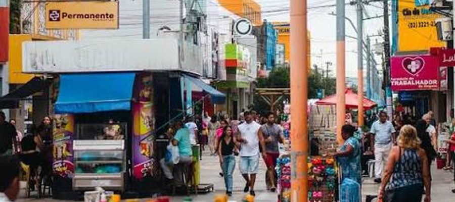 Feriados e jogo do Brasil alteram funcionamento de serviços em Maceió nesta segunda (29)