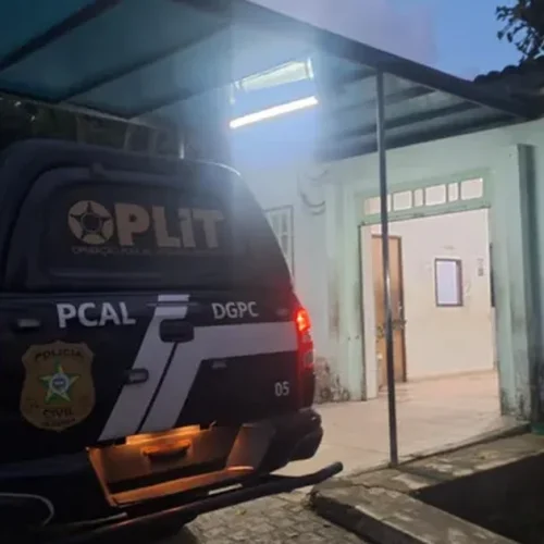 Homem é detido após vandalizar comércios na Jatiúca e Ponta Verde e acaba levado ao Portugal Ramalho