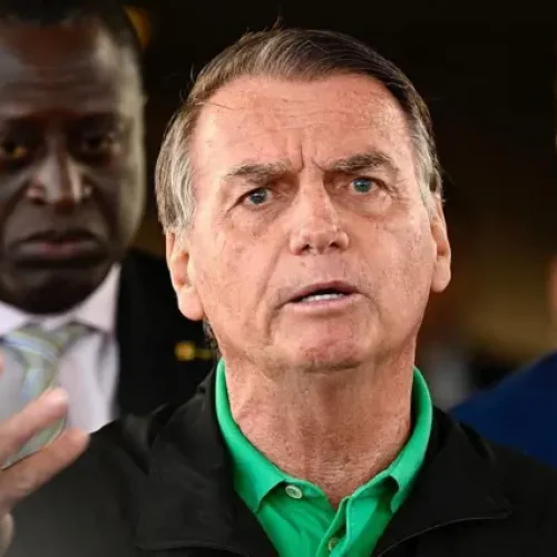 Com crises de soluço, Bolsonaro pede para deixar prisão domiciliar e passar por exames